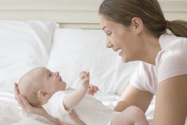 Ngủ mơ thấy bồng em bé có ý nghĩa như thế nào?